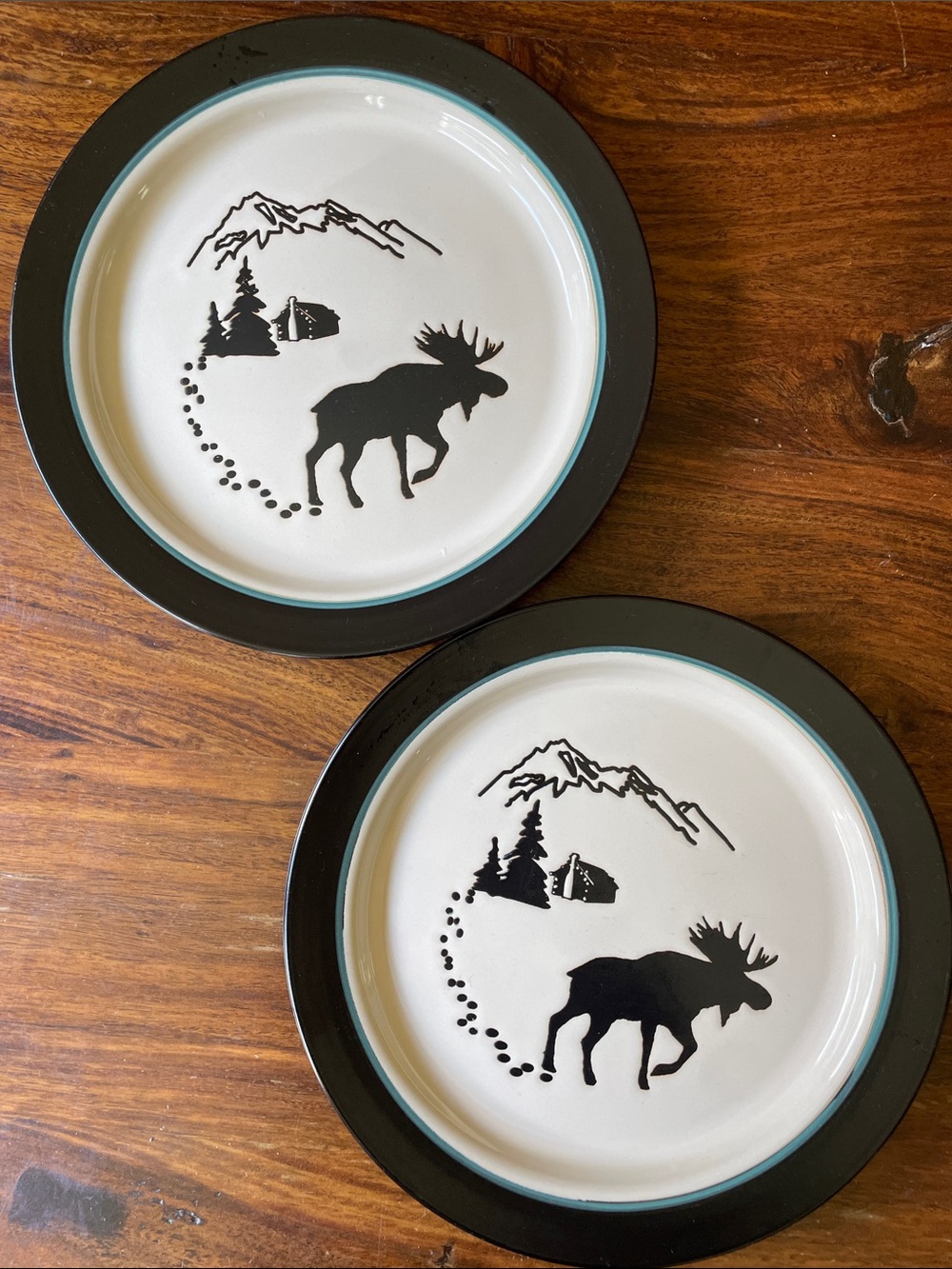 2 Moose Wilderness Log Cabin Theme Dinner Plates by White River Bass Pro Shops
